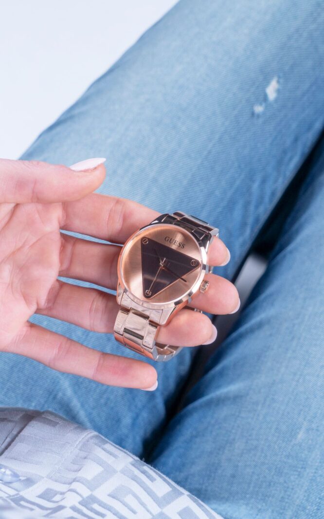 guess-emblem-gw0485l2-γυναικείο-ρολόι-quartz-ακριβείας-6