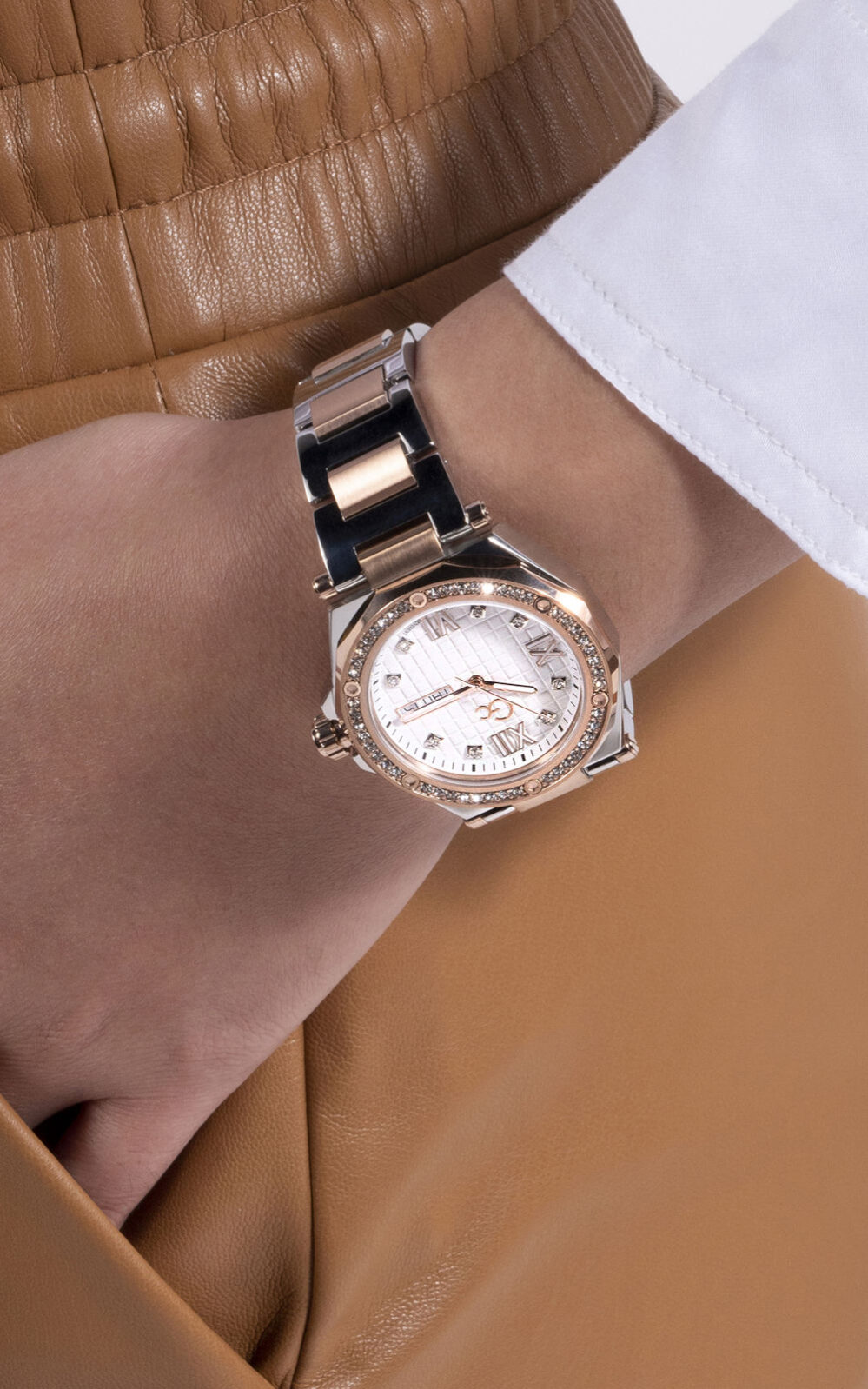 gc-legacy-lady-z20002l1mf-γυναικείο-ρολόι-quartz-ακριβείας-4